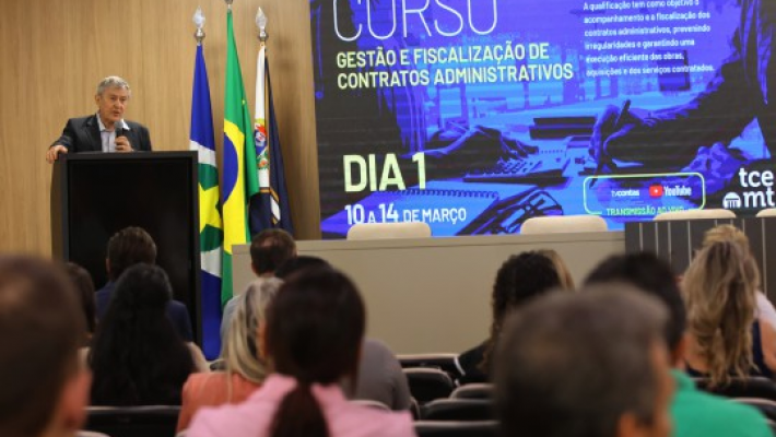 TCE-MT capacita 4 mil servidores sobre gestão e fiscalização de contratos administrativos